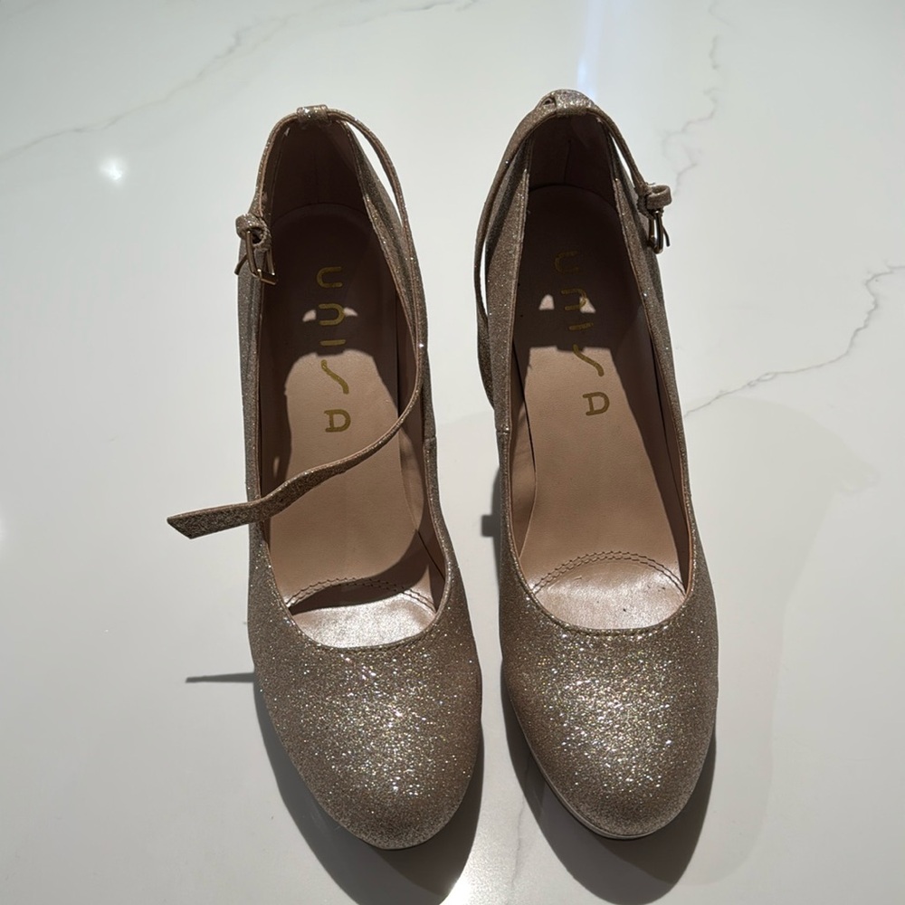 Gold sparkly heels